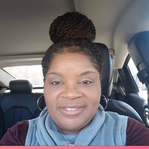 Meet your Posher, Katina